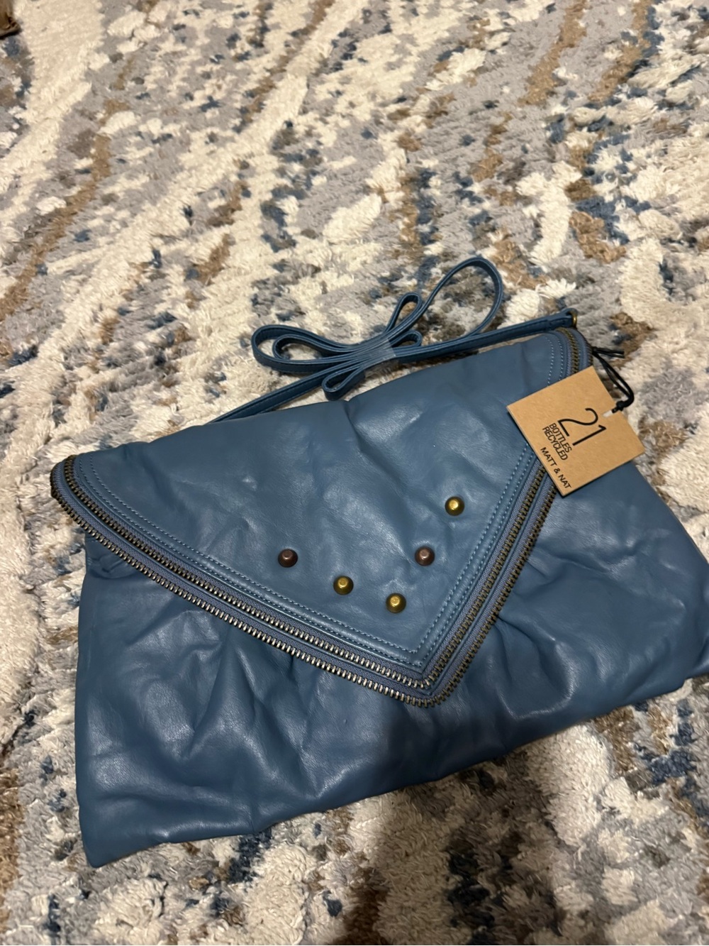 ✅🩷 $5 items for $25 Minimum. Matt & Nat Teal Blue Envelope Crossbody with Stud D - Picture 13 of 14